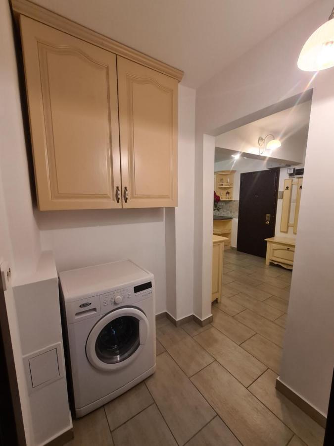 Clasic Apartment Nufarul Орадеа Екстериор снимка